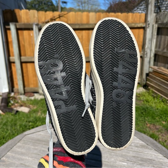 P448 John Paisley Lace Up Low Top Sneakers size 39 9 US - Picture 11 of 12